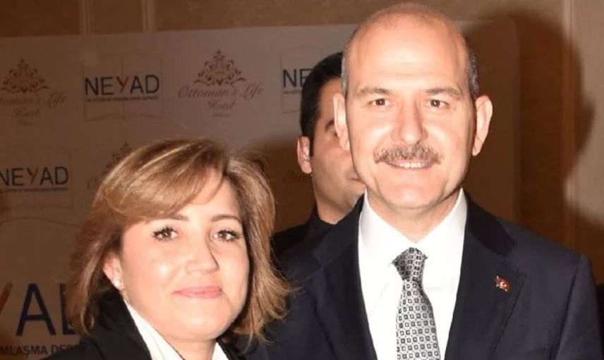 Süleyman Soylu’nun eşi tesettüre girdi! Görenler tanımakta güçlük çekti