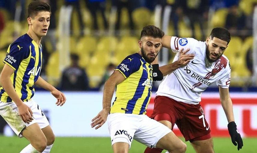 Fenerbahçe'nin Hatayspor Karşılaşmasında Arda Güler İle Serdar Dursun Arasında Dikkat Çeken Diyalog