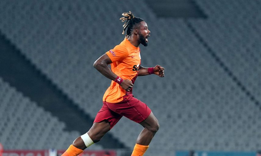 Galatasaraylı Christian Luyindama Royal Antwerp'e Transfer Oluyor!