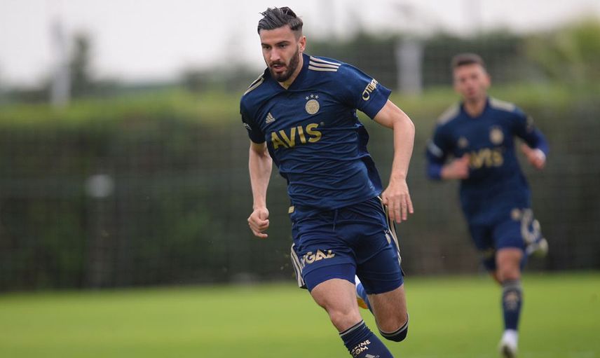 Fenerbahçe'de Yolların Ayrılacağı İsimler Belli Oldu!