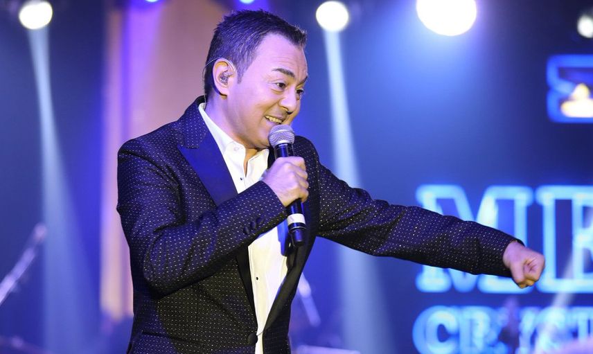 Serdar Ortaç altını ıslattı