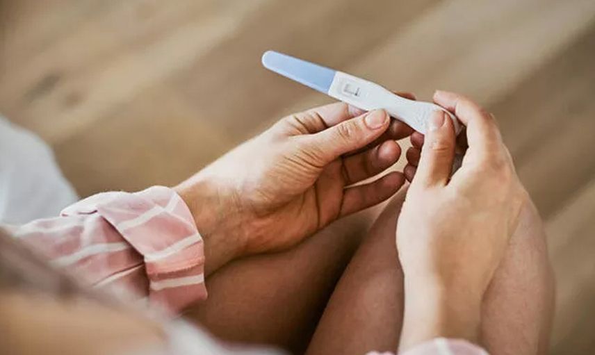 Eşinin hamilelik testini buldu hayatı karardı, genç adamın başına gelenler herkesi şaşkına çevirdi