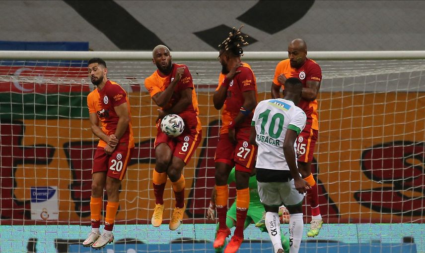 Khouma Babacar Hastaneye Kaldırıldı!