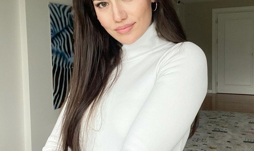 Fahriye Evcen’in Fotoğrafına Uyguladığı Photoshop Dikkat Çekti