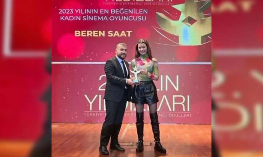 İstanbul İçin Son Çağrı filmiyle dikkatleri üzerine çekmişti: Ödül törenindeki sahne tarzı olay oldu!
