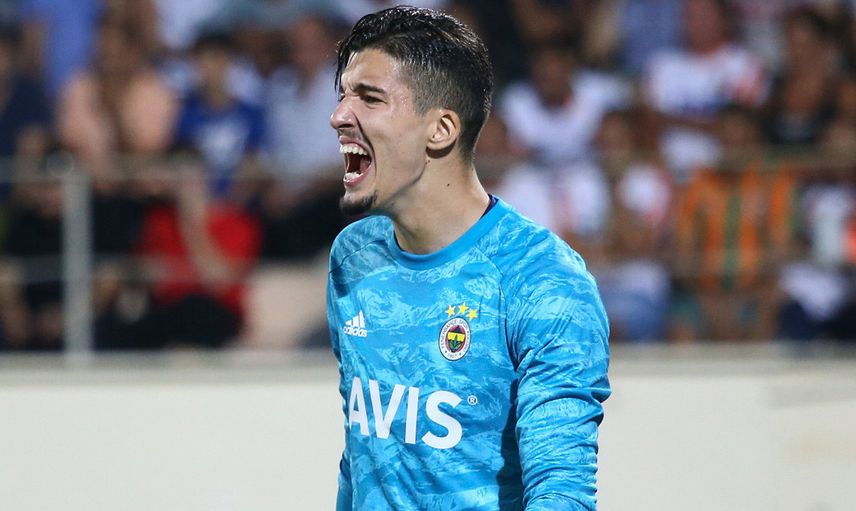 Ajax Altay Bayındır İçin Teklifini Yaptı!