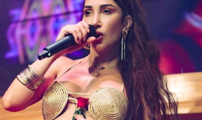 Hande Yener: ' Daha da Açık Giyineceğim!' 