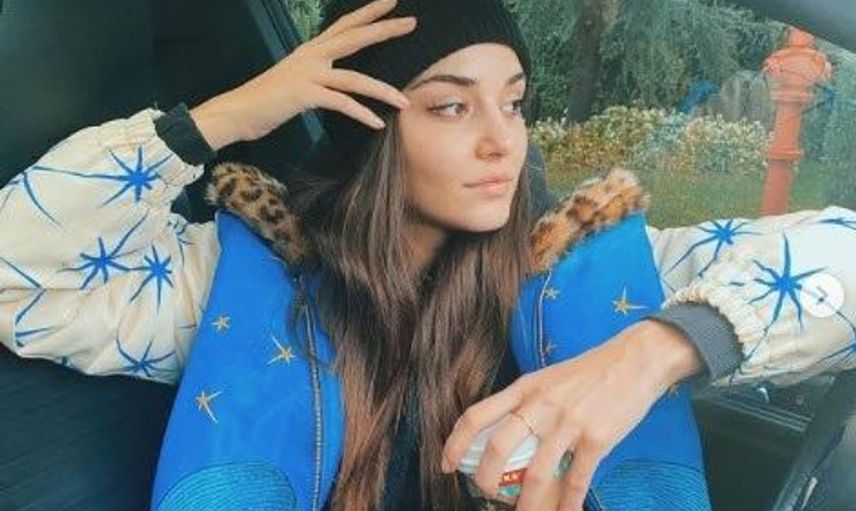 Hande Erçel'in Sosyal Medyada Çok Konuşulan 25 İlginç Paylaşımı