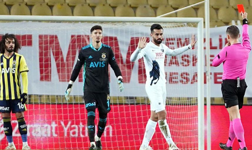 Altay Bayındır Sezonu kapattı
