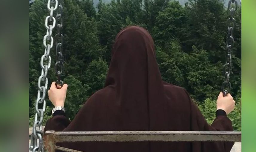 Tesettüre girerek oyunculuğu bırakan Büşra Ayaydın, yeni işiyle gündeme geldi bakın hangi sektöre adım attı