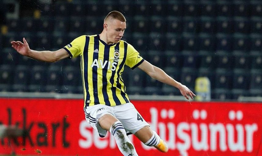 Borussia Dortmund Attila Szalai'yi Kadrosuna Katmak İstiyor!
