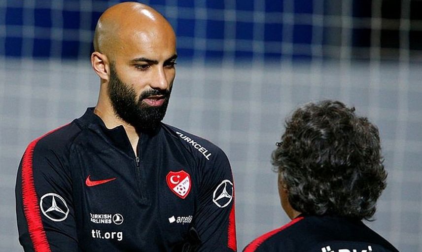 Fenerbahçe Transferde Eski Galatasaraylı Sinan Bolat'ı Gözüne Kestirdi!
