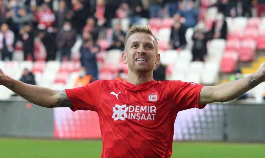 Süper Lig takımlarından Sivasspor'un futbolcusu Pedro Henrique, Brezilya'ya transfer oldu!