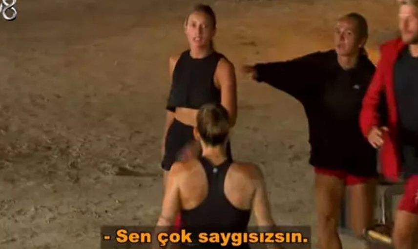 Survivor'da düello sonrası büyük kavga: Aleyna ve Berna birbirine girdi!