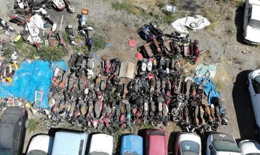 Elazığ'da Bulunan Araç Mezarlığı Sahipsiz Araçlarla Dolu