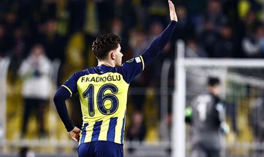 Ajax Fenerbahçe'den Ferdi Kadıoğlu'nu Transfer Etmek İstiyor!