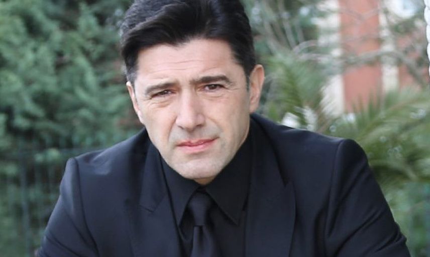 Hakan Ural İstanbul'da çınar ağaçlarının kesilmesine ses çıkarmayan sanatçılara ateş püskürdü: Bunlar militan!