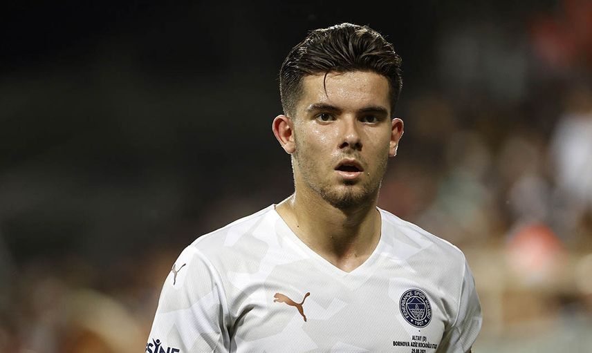 Fenerbahçeli Ferdi Kadıoğlu A Milli Takım'da Oynamak İstediğini Stefan Kuntz'a Bildirdi!