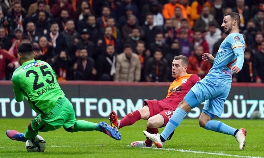 Önder Özen Galatasaray'daki Kötü Gidişatın Nedenlerini Açıkladı!