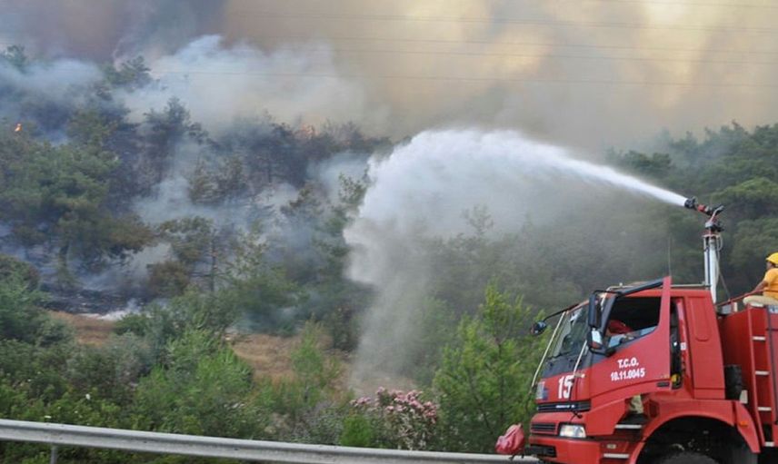 Alanya'da Çıkan Yangını, Ormanda Nöbet Tutan Gençler Önledi