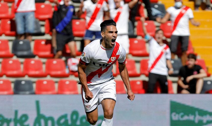 Burak Elmas Galatasaray'dan Ayrılan Radamel Falcao'nun Maliyetini Açıkladı!