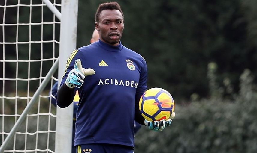Son Dakika: Fenerbahçe'nin Eski Futbolcusu Kameni Geçirdiği Trafik Kazasında Ağır Yaralandı
