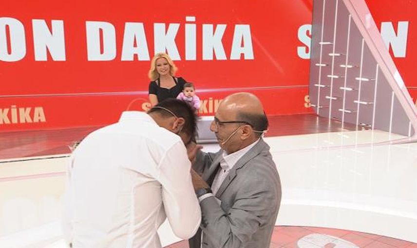 Müge Anlı Göz Yaşlarına Boğuldu! Vedat Alexander 19 Kardeşi Ve Ailesiyle Buluştu