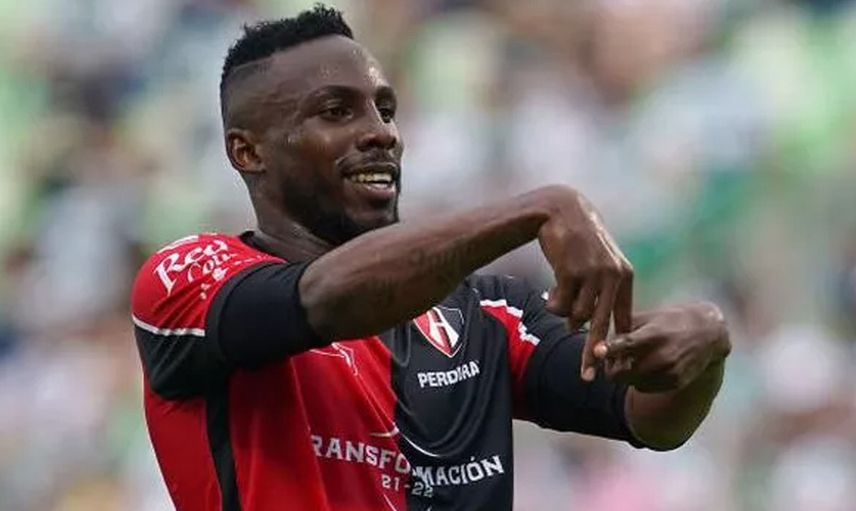 Beşiktaş ve Galatasaray Arasında Transferde Julian Quinones Rekabeti Başladı!