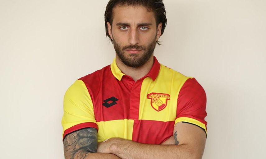 Galatasaray'dan Sürpriz Transfer Hamlesi: Milli Futbolcu Sarı Kırmızılı Takıma Çok Yakın!