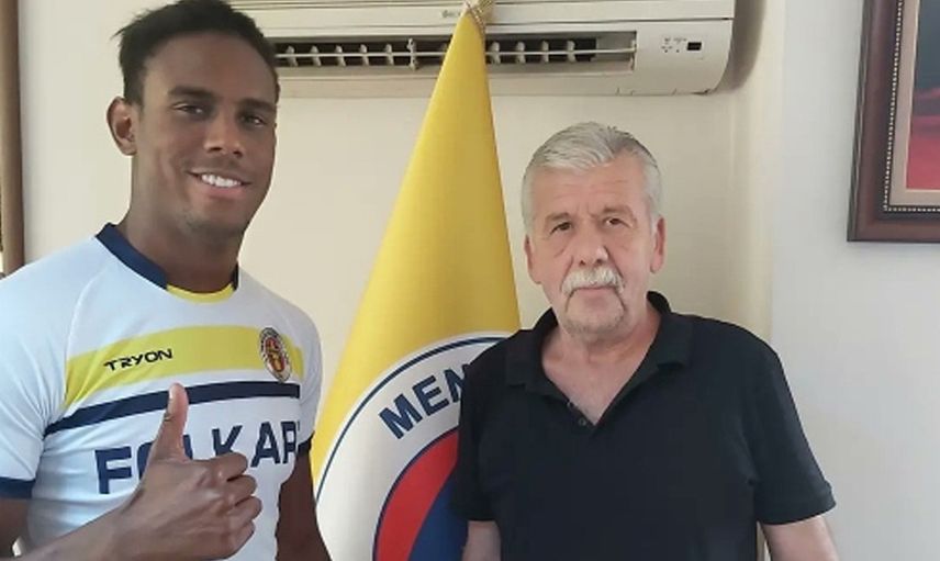 Mario Balottelli'nin Kardeşi Enock Barwuah, Menemenspor'a Transfer Oldu!