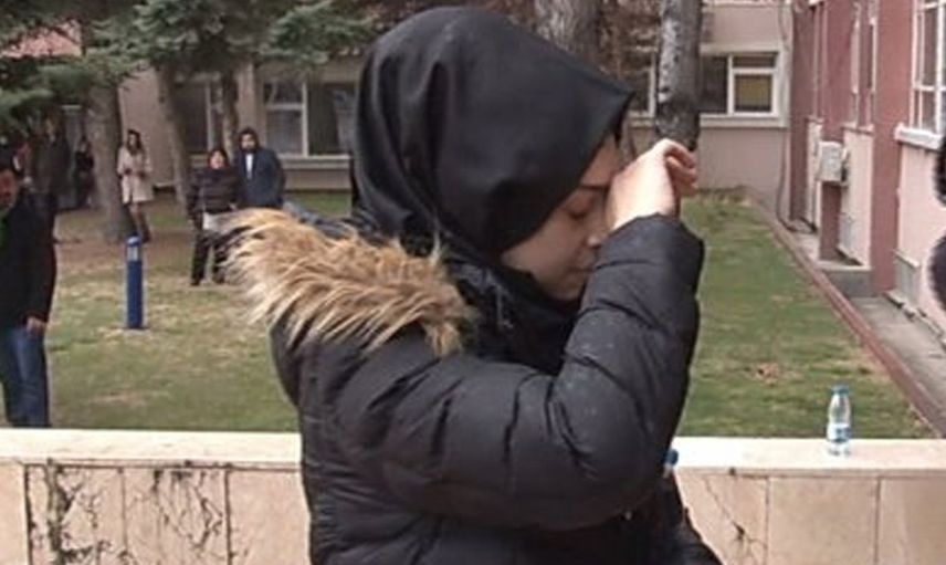 Değişmeyen Manzara: Sınava Geç Kalan Öğrenciler