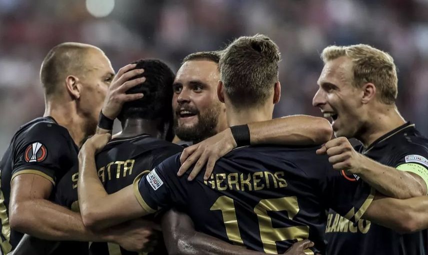 Fenerbahçe'nin Eski Futbolcuları Michael Frey ve Mbwana Samatta Antwerp'de Şov Yapıyorlar!