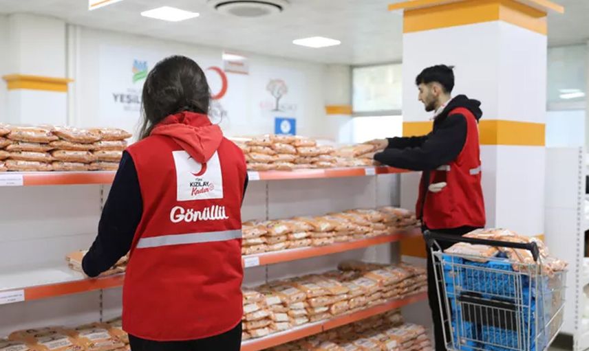 Kızılay deprem bölgesinde sosyal market uygulamasını başlattı: İhtiyacı olan herkes ücretsiz alabilecek