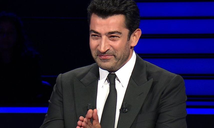 Ayakta alkışladı