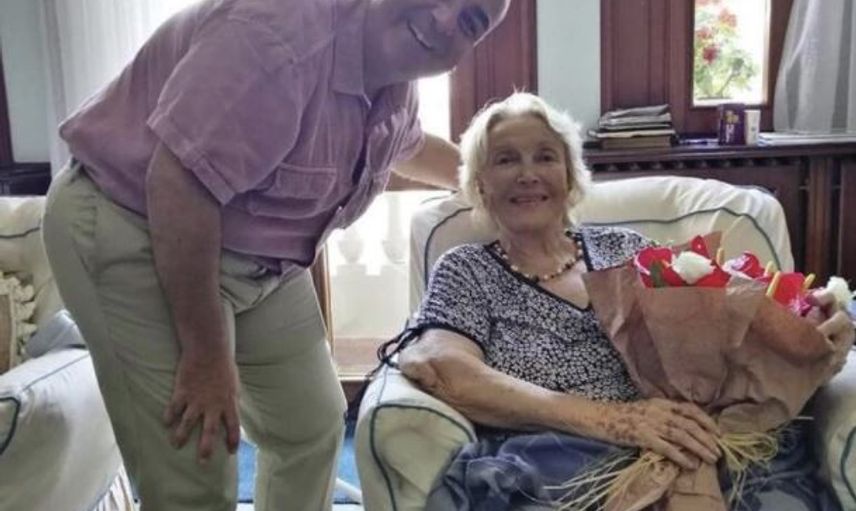 Türk Tiyatrosunun Efsane İsmi Nedret Güvenç Hayatını Kaybetti!