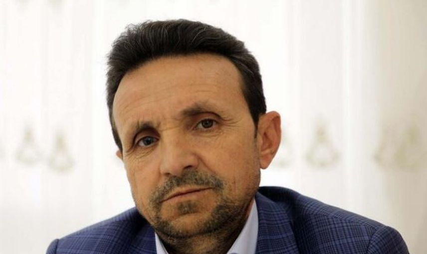 Muhtarın Gözlerini Gören Bir Daha Bakıyor!