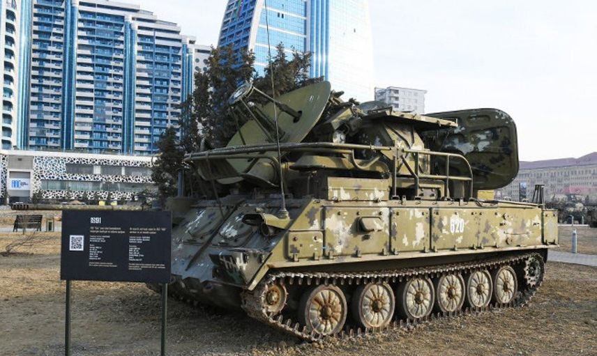 İlham Aliyev Askeri Ganimet Parkı'nın Açılışını Yaptı