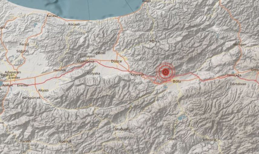 Bolu'da korkutan deprem! Sarsıntı İstanbul dahil olmak üzere çevre illerde de hissedildi