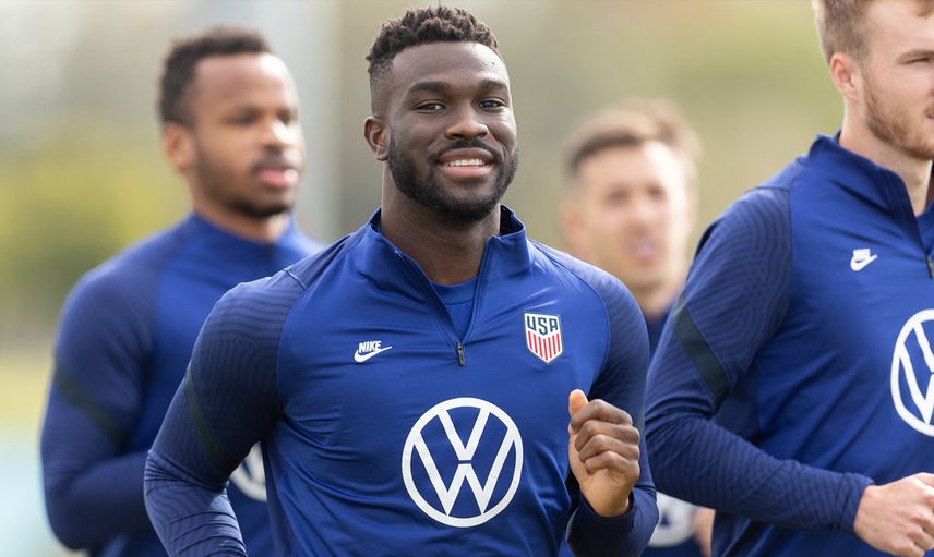 Fenerbahçe Daryl Dike'yi Transfer Etmek İstiyor!