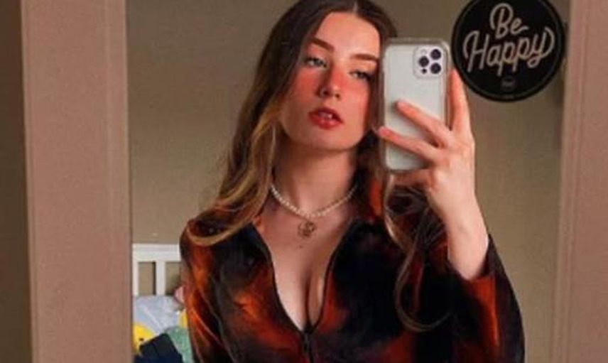 Genç Kız Kıyafeti Yüzünden Uçağa Alınmadı, Yaşadıklarını Gözyaşlarıyla Anlattı