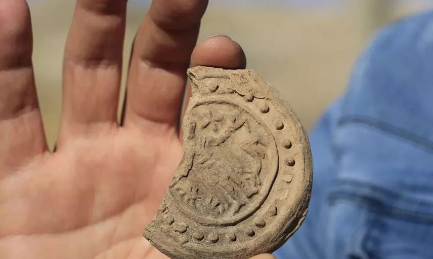 Tesadüfen gezen çoban Fırat Nehri kıyısında bulduğu kalıntıların 1800 yıllık eser olduğu ortaya çıktı!