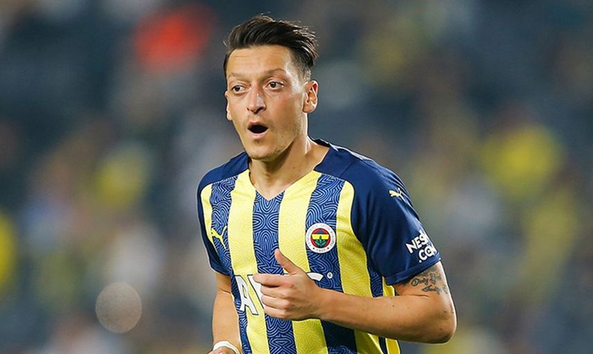Fenerbahçeli Mesut Özil'i Endonezya'dan Transfer Etmek İstiyorlar!