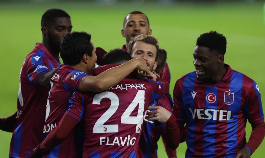 Eski Trabzonsporlu Yıldız Caleb Ekuban Beşiktaş'a Transfer Oluyor!