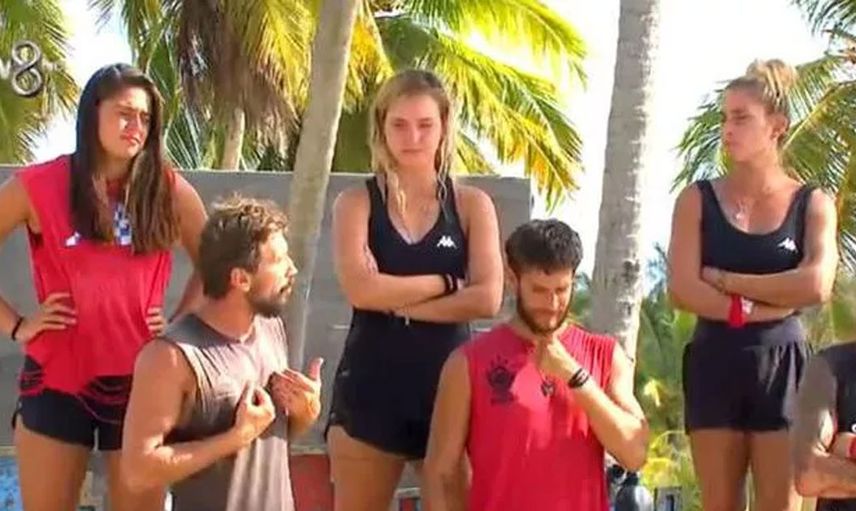 Survivor'da beklenmedik veda finale günler kala adadan gönderildi gözyaşları sel oldu