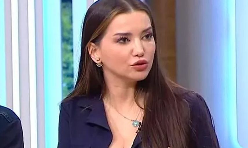 Esra Ezmeci’ye gelen itiraf mide bulandırdı! Kadın takipçisinin o yazdıkları olay oldu ‘Erkek sanıp evlendim ama...’