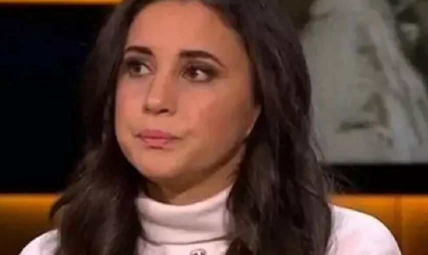 Depremde 17 akrabasını kaybetmişti: Ünlü şarkıcı Karsu Hatay'da yıkıntıların arasında öyle bir şey gördü ki...