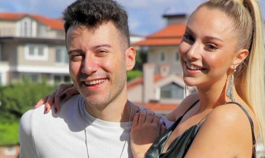 Ünlü YouTube fenomeni Enes Batur’un eski sevgilisi Ecenaz Üçer’in seksi videosu sosyal medyayı karıştırdı