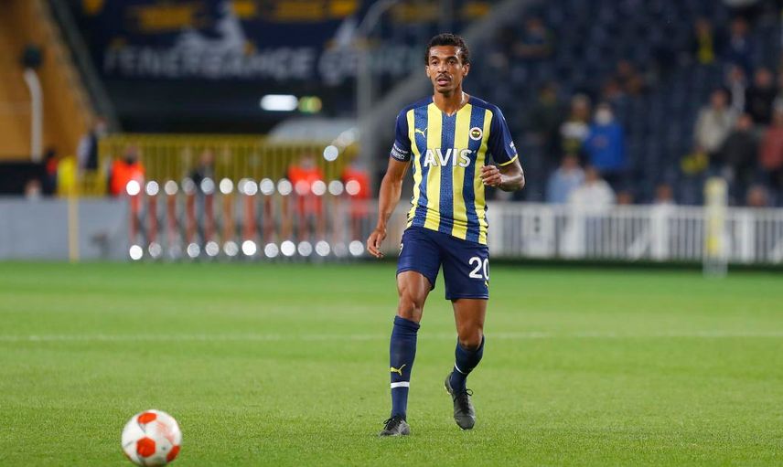 Fenerbahçeli Luiz Gustavo Corinthians'a Transfer Oluyor!
