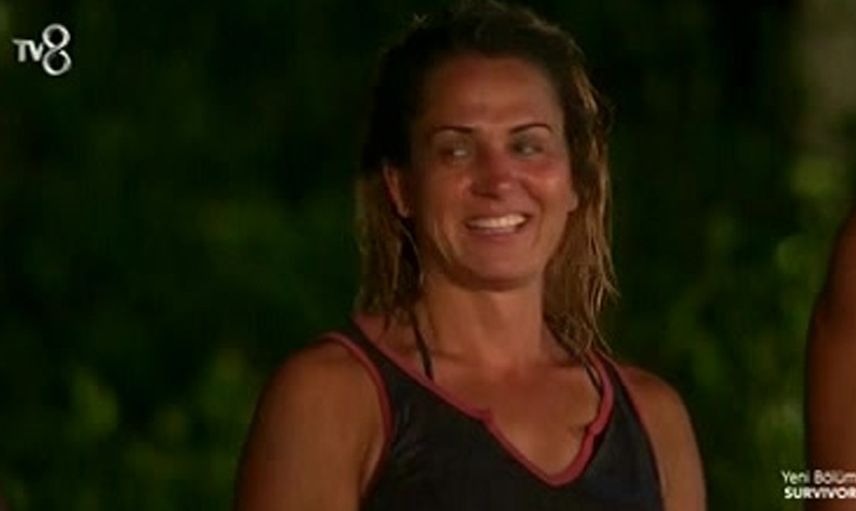 Survivor adasında bayanlar özel günlerinde...