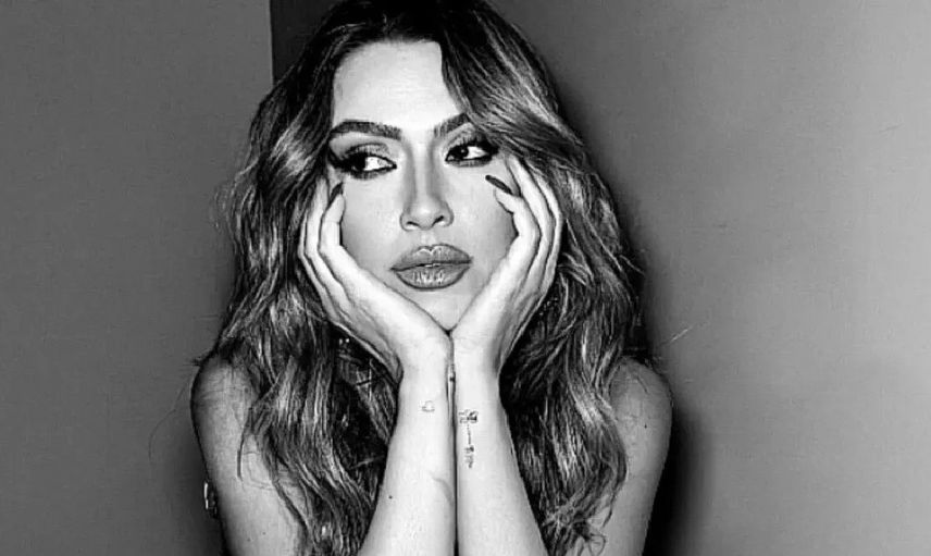 Hadise Bakü'yü salladı: İddialı elbiseyle olay kalça dansı sosyal medyayı çalkaladı!